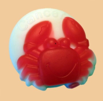Figurka z mydełka glicerynowego znak zodiaku RAK 
