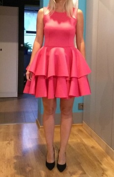 Różowa sukienka EMO falbany rozmiar S