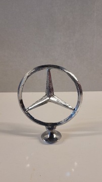 stara gwiazda Mercedes-Benz emblemat