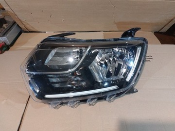 REFLEKTOR DACIA DUSTER II 2 LED LEWY EU CAŁY 