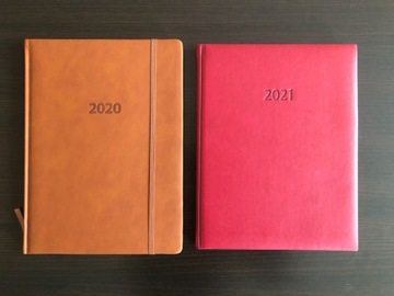 Dwa duże kalendarze rok 2020, rok 2021