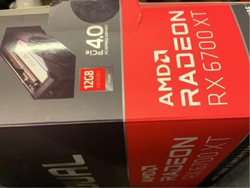 Asus DUAL Radeon RX 6700 XT 