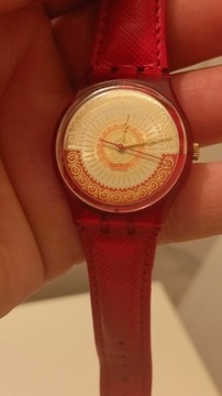 Zegarek Swatch czerwony 