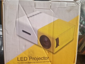 Projektor Rzutnik Mini Led Nowy 