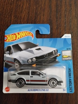 Hot wheels alfa romeo gtv6 3.0