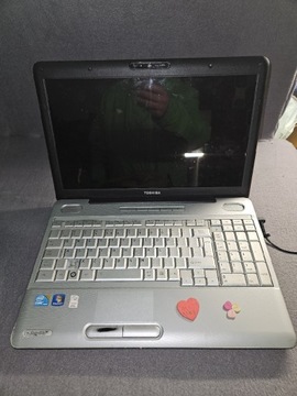 Laptop Toshiba Satellite L500-1q9