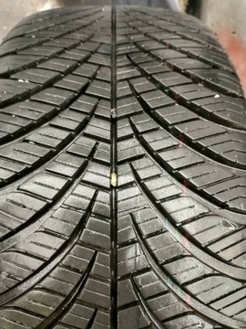 Kompletne koła Goodyear 195/55 R15.