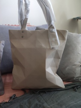 Shopperka torebka bezowa geometryczna