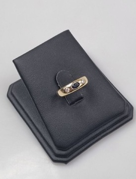 Złoty pierścionek pr.750 szafie brylanty 