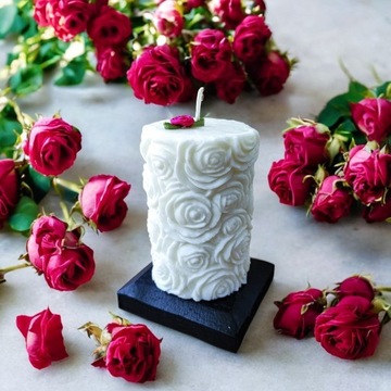 Świeca Dekoracyjna Sojowa Róże Naturalna + Podstawka