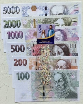 Jednostronne kopie banknotów czeskich.