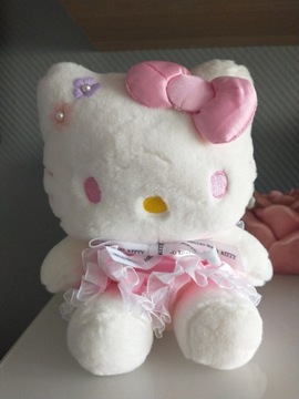 Hello Kitty maskotka Sanrio 22 cm nowa w sukience