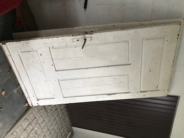 Drzwi wewnętrzne drewniane przedwojenne