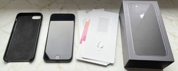 Smartfon iPhone 8 Space Gray 64GB