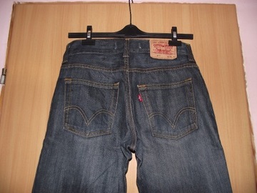 Levis 511 32/34 slim dopasowane