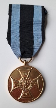 Złoty Medal Zasłużonym na Polu Chwały mennica