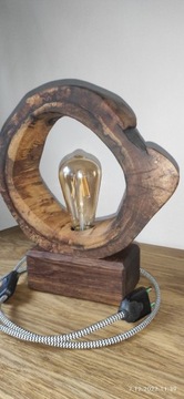 lampka led z drewna naturalnego orzech-dab 