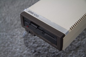 ATARI 1050 Stacja dysków 800XL, 600XL, 65XE, 130XE