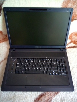 Duży laptop Medion AKOYA P8614 18,4"
