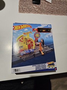 Mattel Hot Wheels City - Speedy Pizza Pick-Up (HKX44)