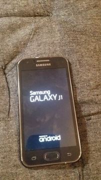 Telefon Samsung Galaxy J1