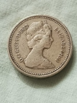 ONE Pound 1983 Elizabeth II 