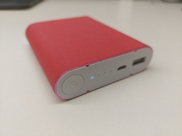 Powerbank 5700 mAh. 5V 2A rzeczywista pojemność.