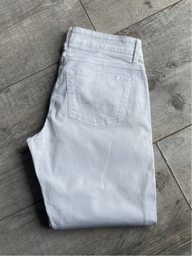 Hugo Boss śliczne damskie spodnie jeans 28/34 M