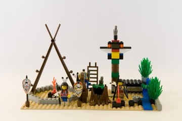 LEGO Western 6746 - Chief's Tepee