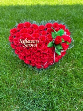 Stroik/wiązanka serce na pomnik , sztuczne kwiaty 