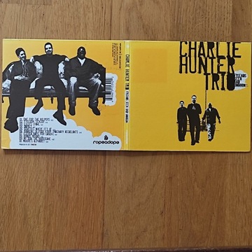 Charlie HUNTER Trio - Friends seen and  unseen
