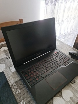 Laptop Gamingowy ASUS FX503VM-NS52
