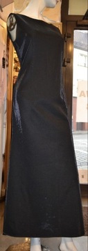 Czarna długa suknia wizytowa 
