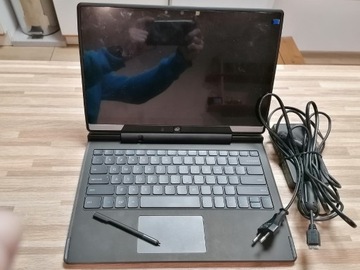 Intel 2w1 - tablet i laptop w jednym - uszkodzony