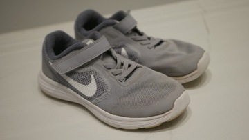 Buty Nike Revolution r. 34 Dziecięce Szare