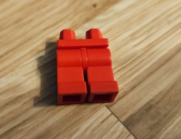 LEGO spodnie, czerwone