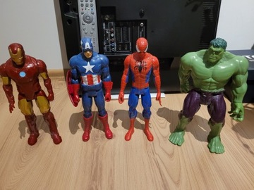 Figurki Marvel Avengers 4 szt