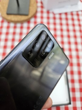 Smartfon telefon OPPO Reno 5 lite