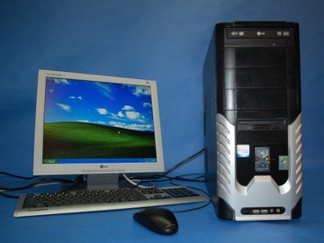 Komputer do starych gier + monitor LCD LG 