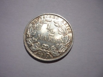 SREBRNA PIĘKNA moneta 1/2 MARKI 1915 r. E