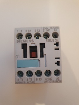 Stycznik Siemens 3RT1015-1AP02 230V 3xNO + NC