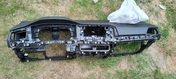 Deska rozdzielcza kokpit VW Jetta 2019 uszkodzona