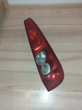 Lampa tylnia ford fiest mk6 