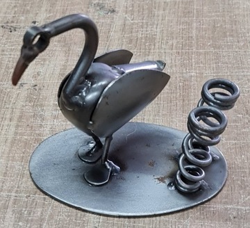 Stojak na dlugopisy ptak Figurka z metalu Prezent