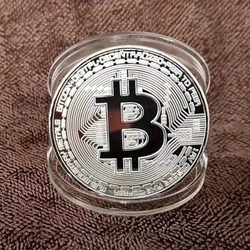 replika monety bitcoin w kolorze srebrnym