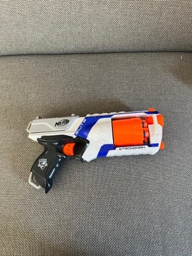 nerf Hasbro Nerf N-Strike Elite Strongarm