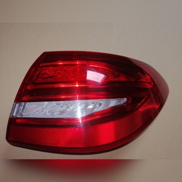 MERCEDES W205 A2059065200 LAMPA LED PRAWY TYL EURO