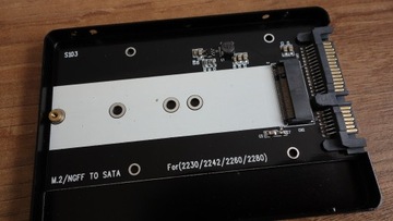 ICY BOX  IB-M2S251 konwerter  M.2 do SATA SSD