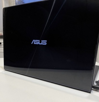 Laptop ASUS Ultrabook Dotykowy Ekran