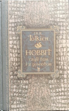  Hobbit- J.R.R. Tolkien